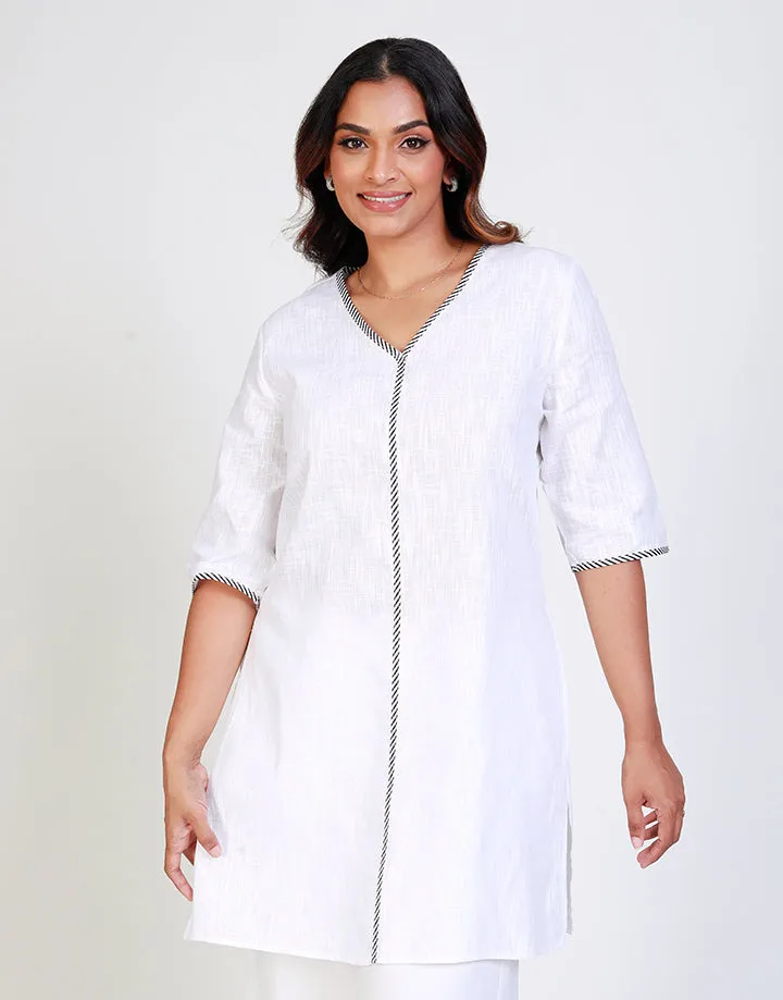 ¾ Sleeves Kurtha with Contrasting Piping