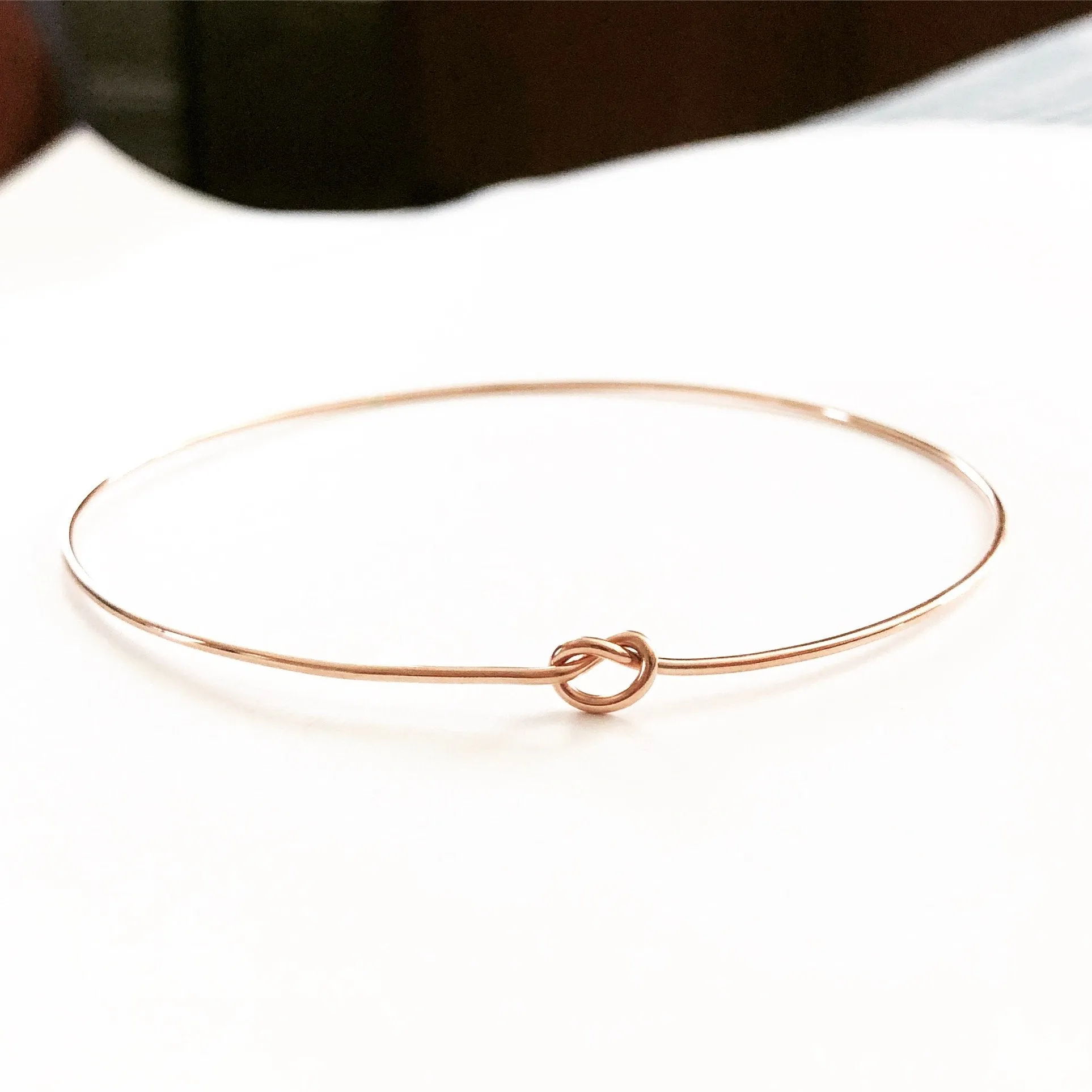 Agapantha Jewelry Shelby Love Knot Bangle