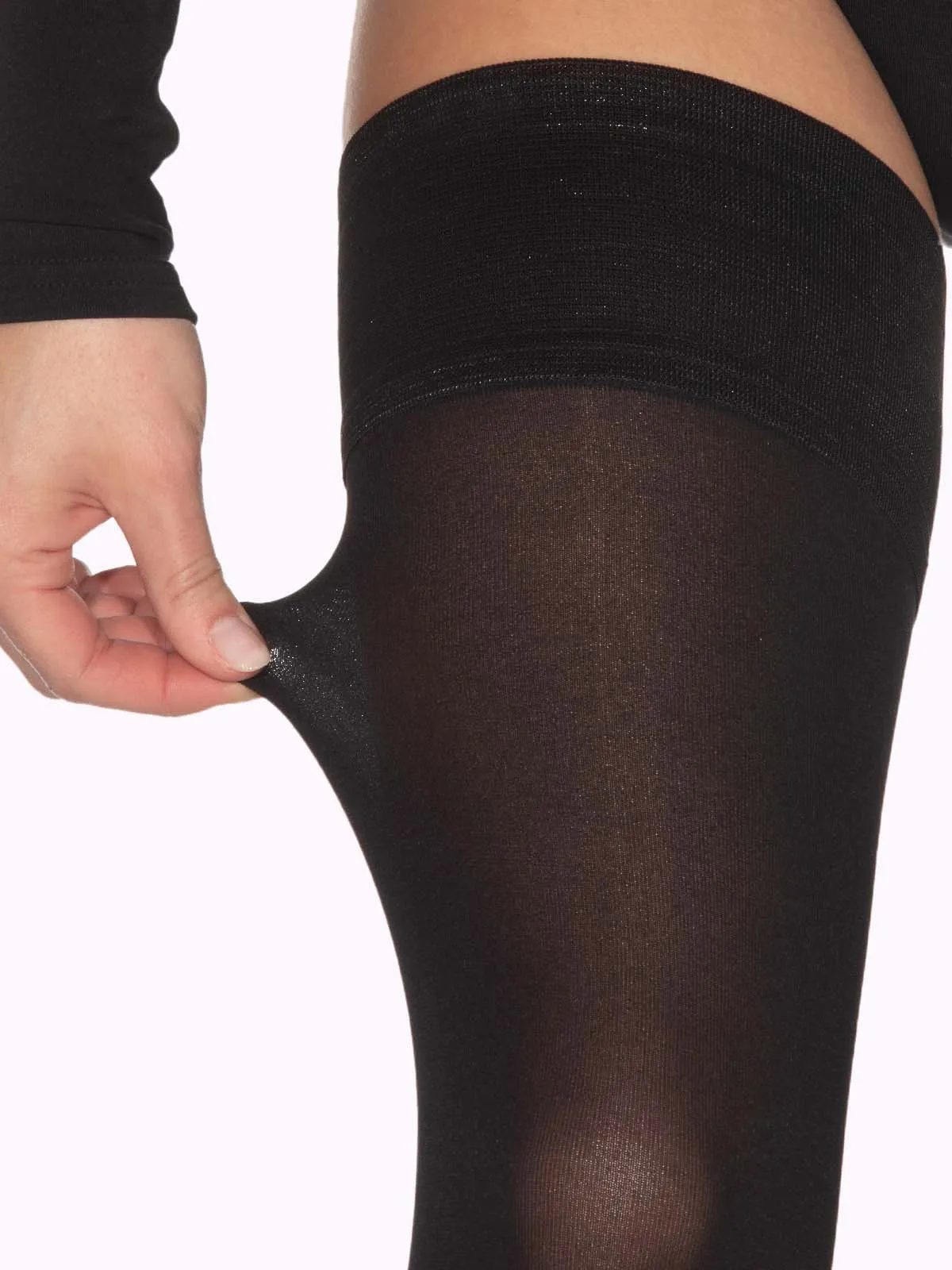 CLAUDIA Matte Thigh Highs