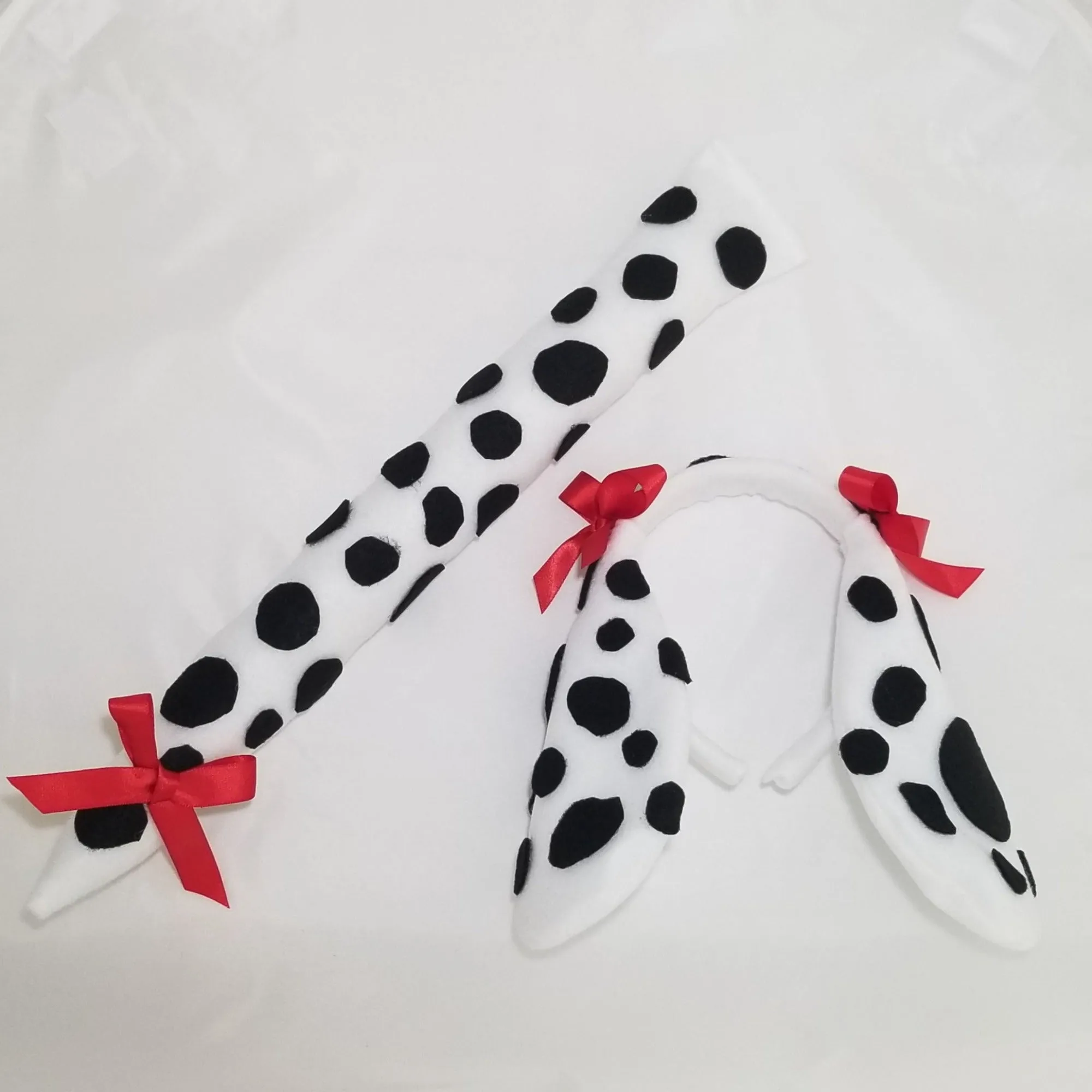 Dalmatian Tail and Ears Headband with Bows - Dalmatian Birthday - Dalmatian Costume - Dalmatian Tail - Dalmatian Headband Ears - Dog Ears Headband - Dog Tail - Dress Up - Halloween Costume - Dalmatian Birthday Party