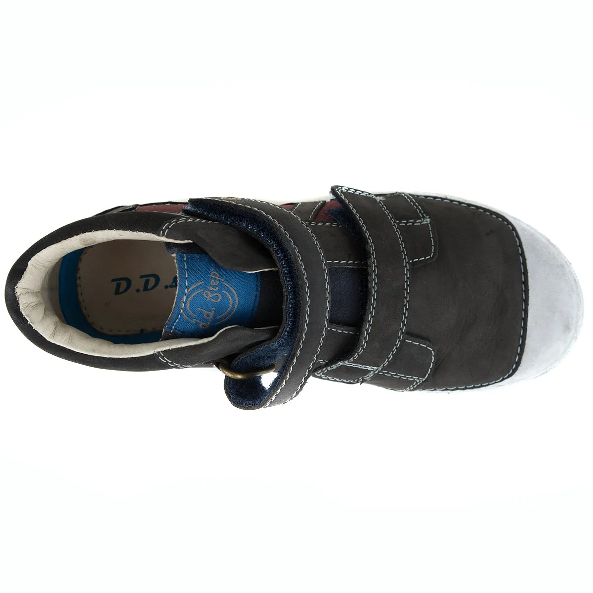 D.D. Step big kid boy high-top shoes black with red decor size US 13-4