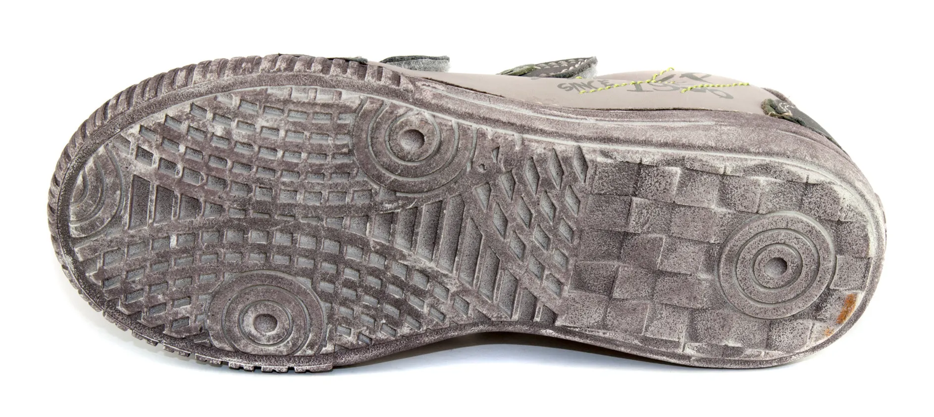 D.D. Step big kid boy shoes grey with green graffiti size US 13-4