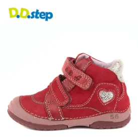 D.D. Step toddler girl shoes red with silver heart size US 4-8