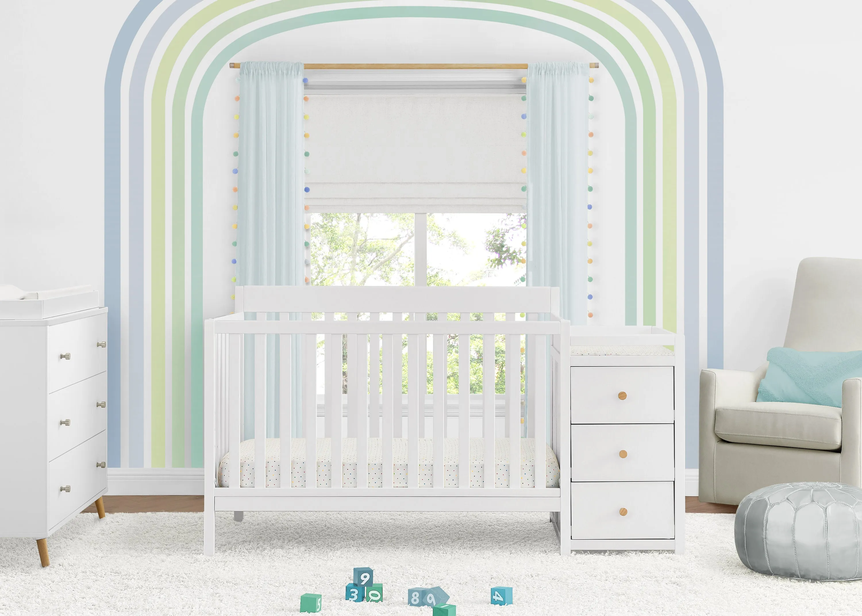 Flynn 5-in-1 Convertible Crib and Changer