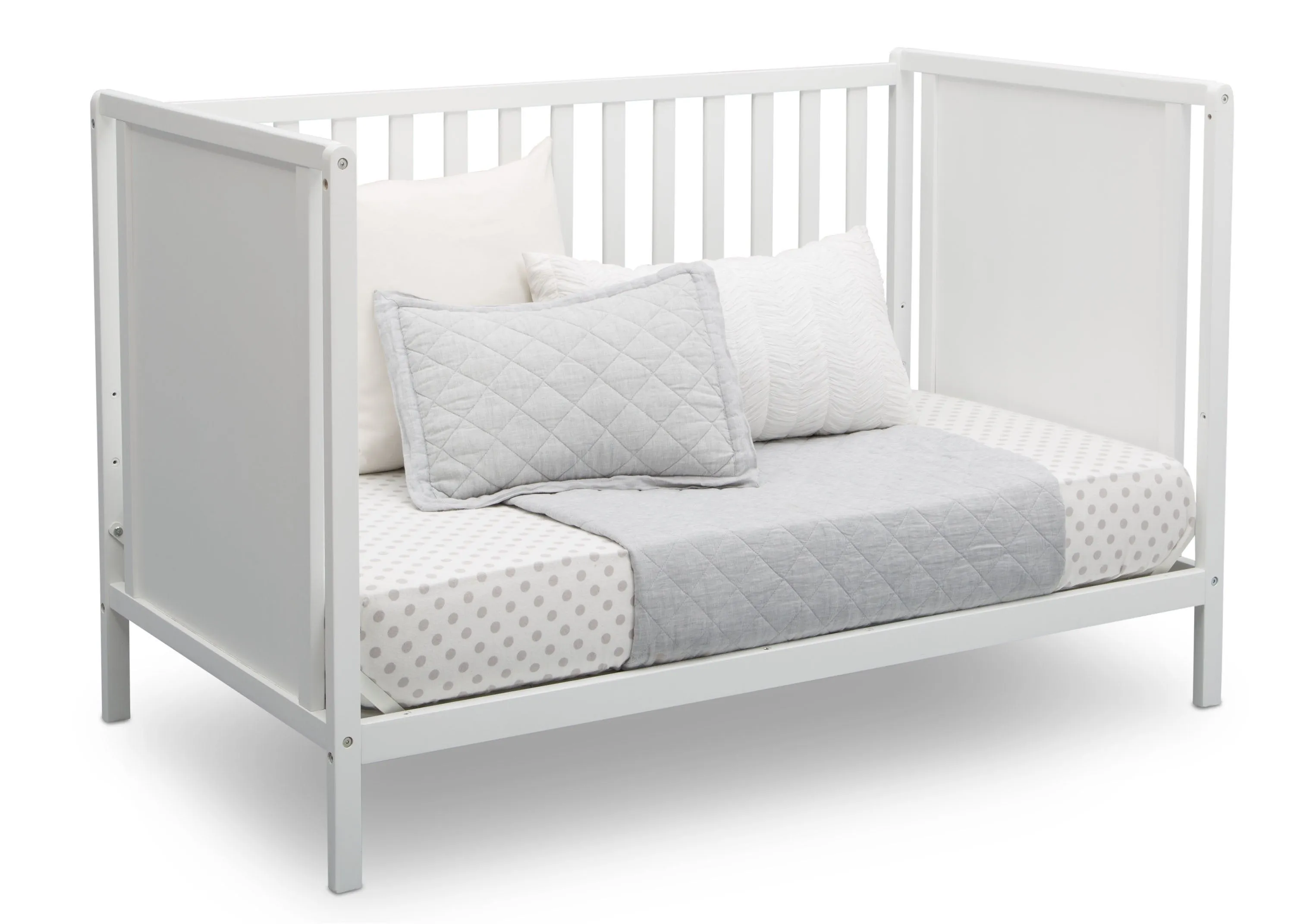 Heartland Classic 4-in-1 Convertible Crib
