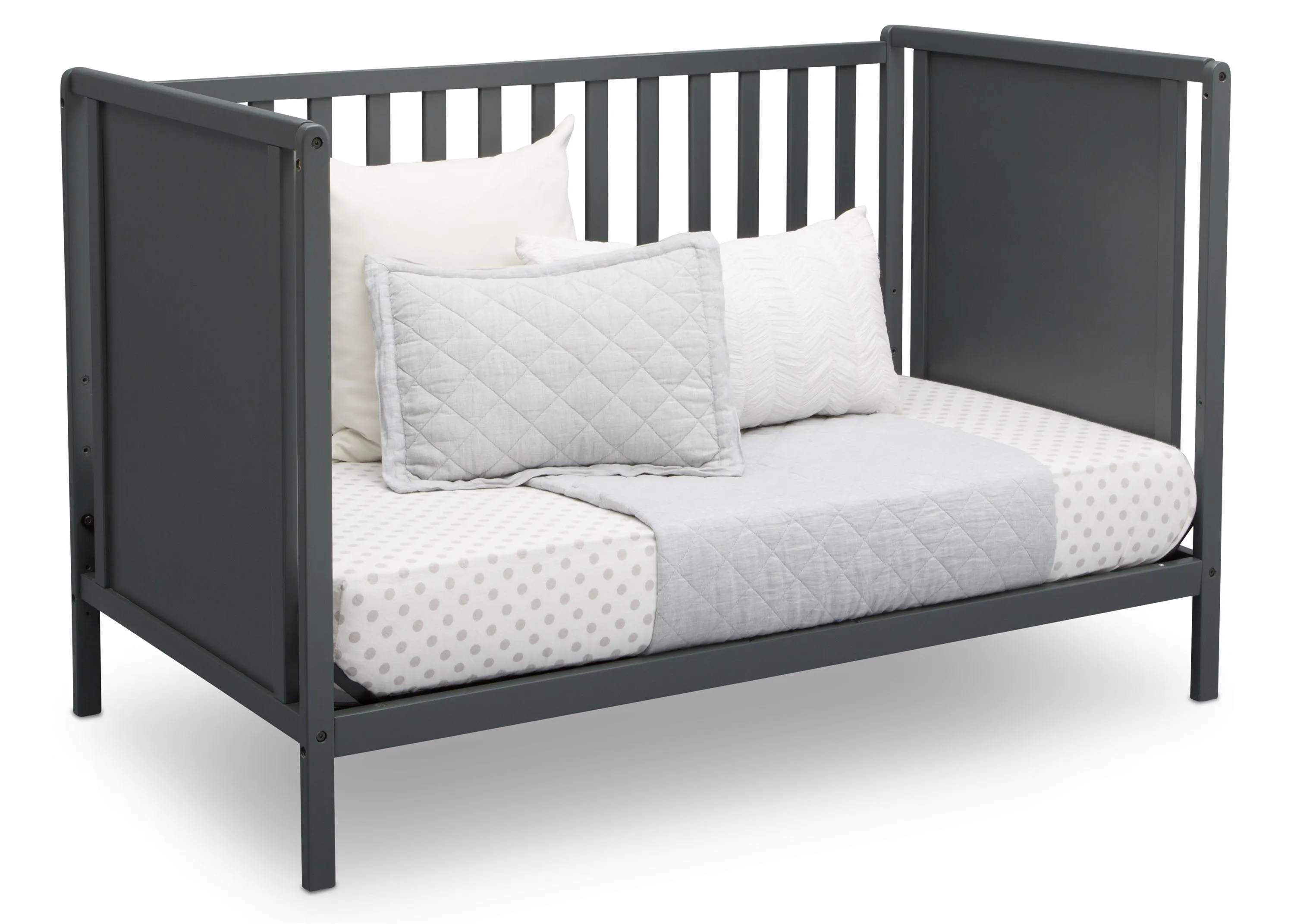 Heartland Classic 4-in-1 Convertible Crib