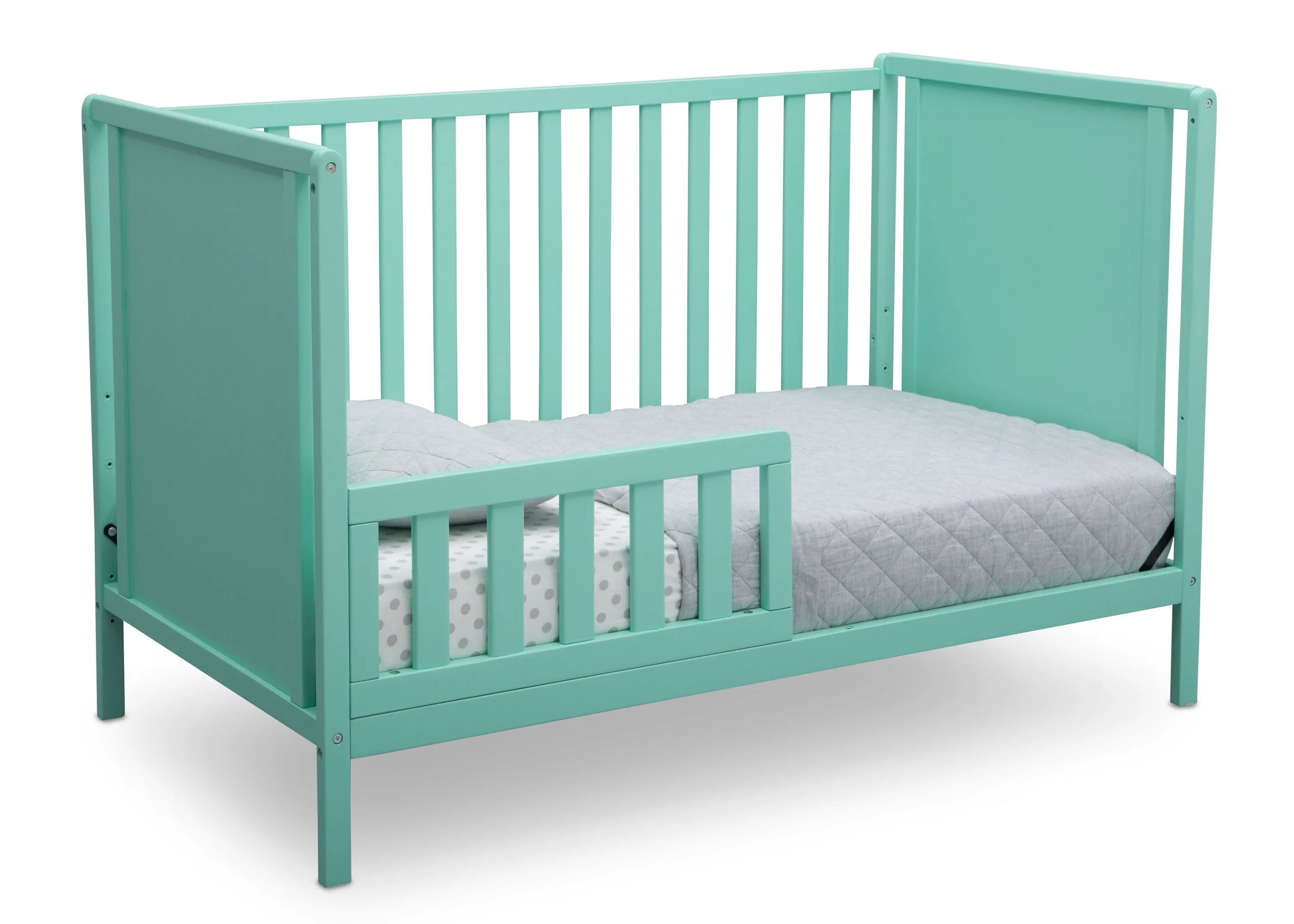 Heartland Classic 4-in-1 Convertible Crib