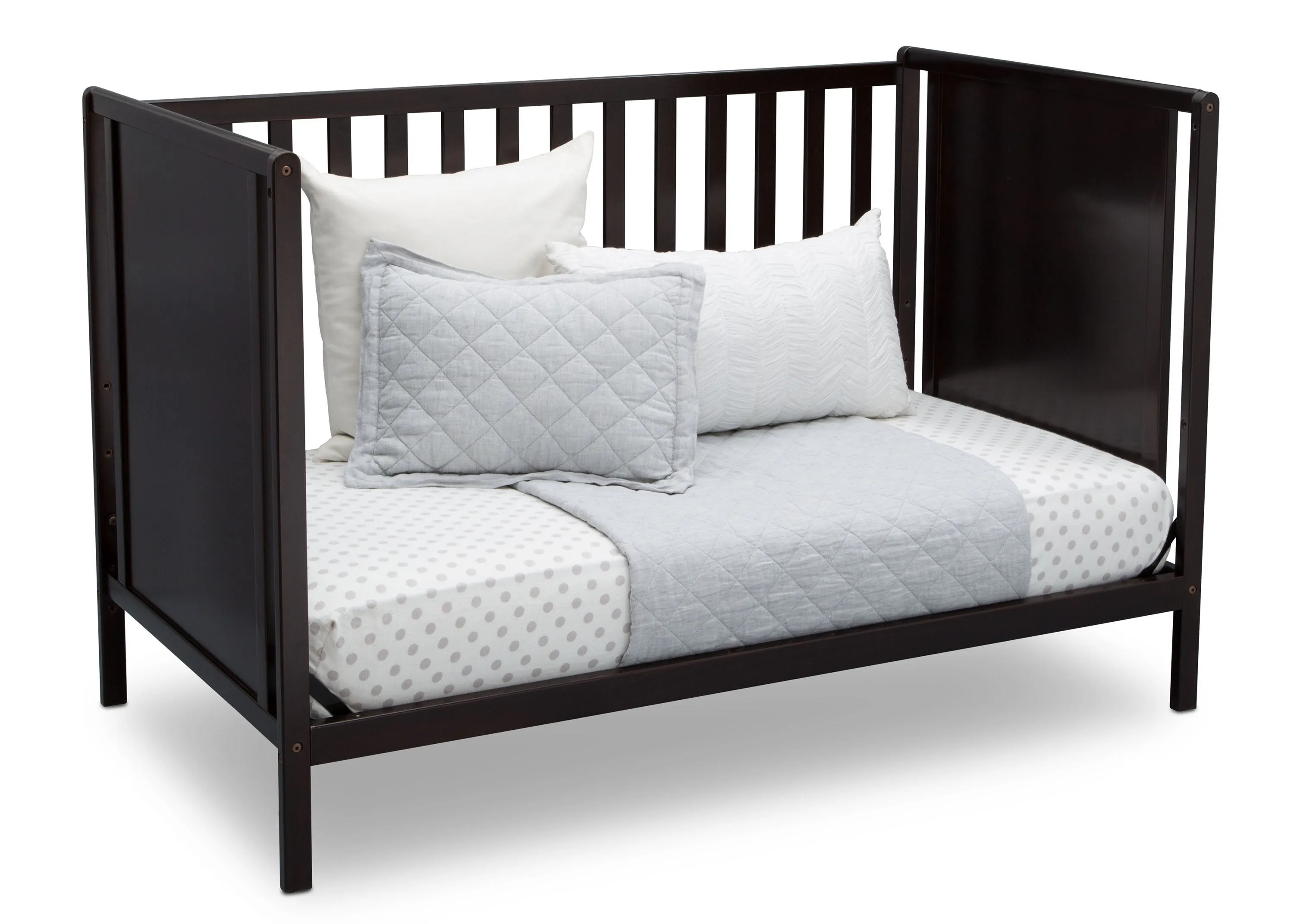 Heartland Classic 4-in-1 Convertible Crib