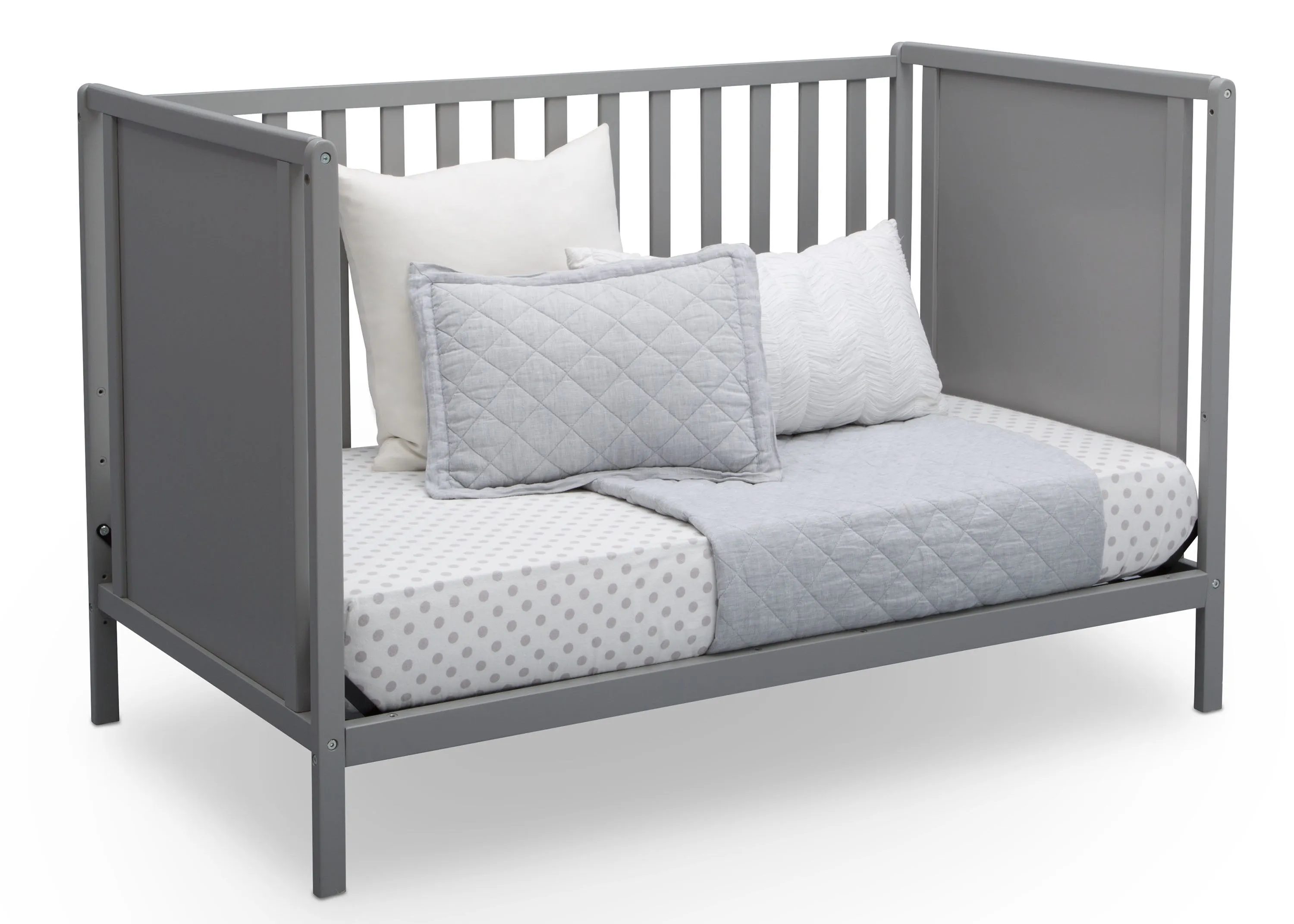 Heartland Classic 4-in-1 Convertible Crib