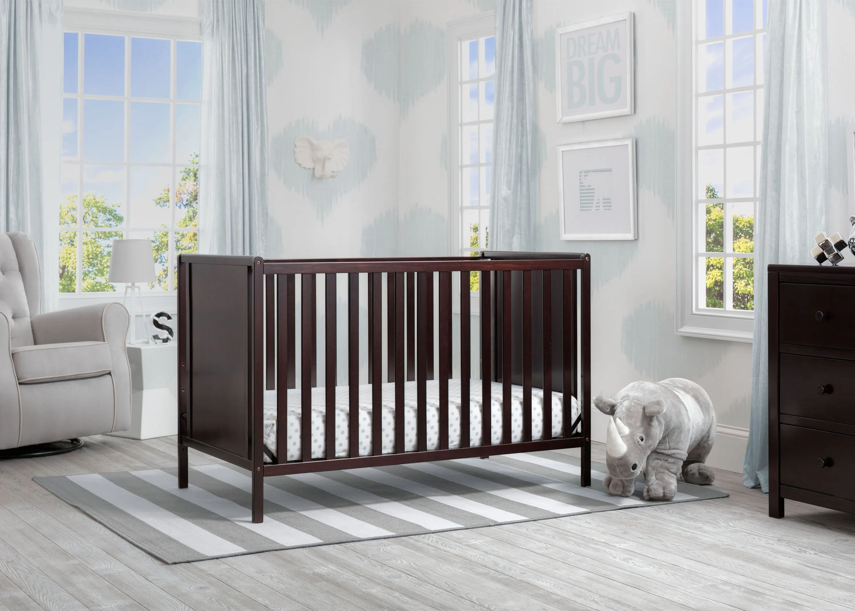 Heartland Classic 4-in-1 Convertible Crib