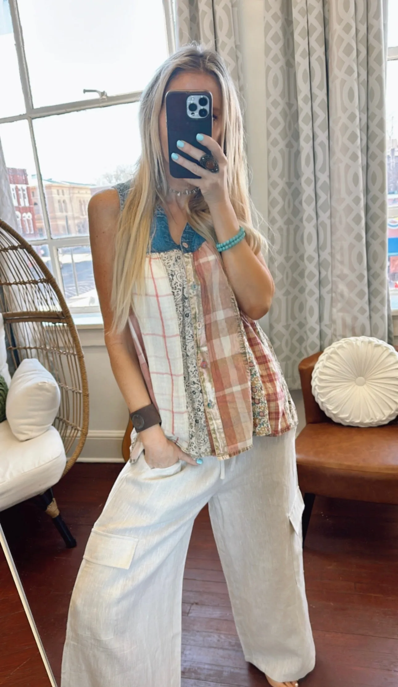 Living in Linen Cargo Pants