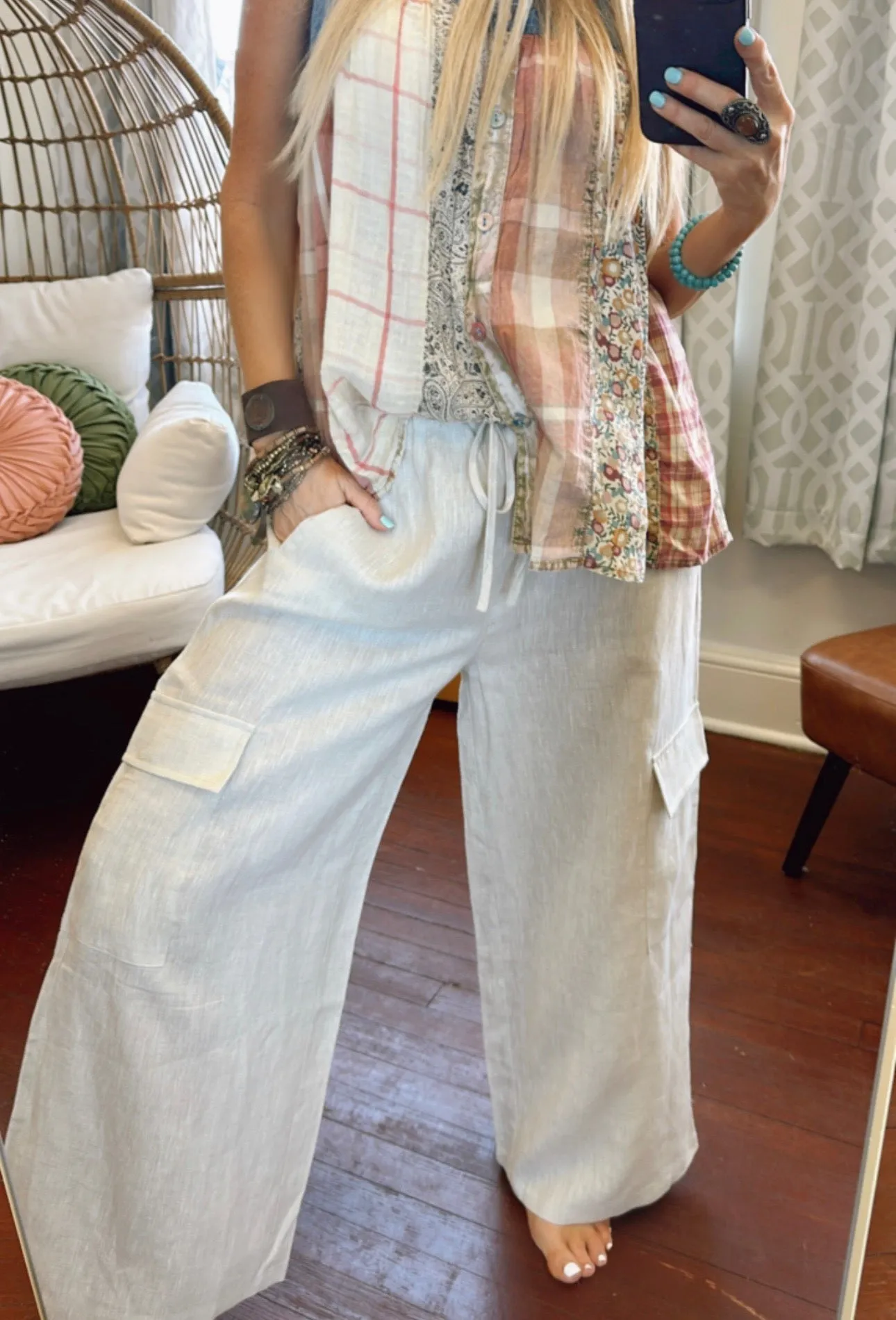 Living in Linen Cargo Pants