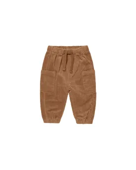 Luca Pant in Cinnamon