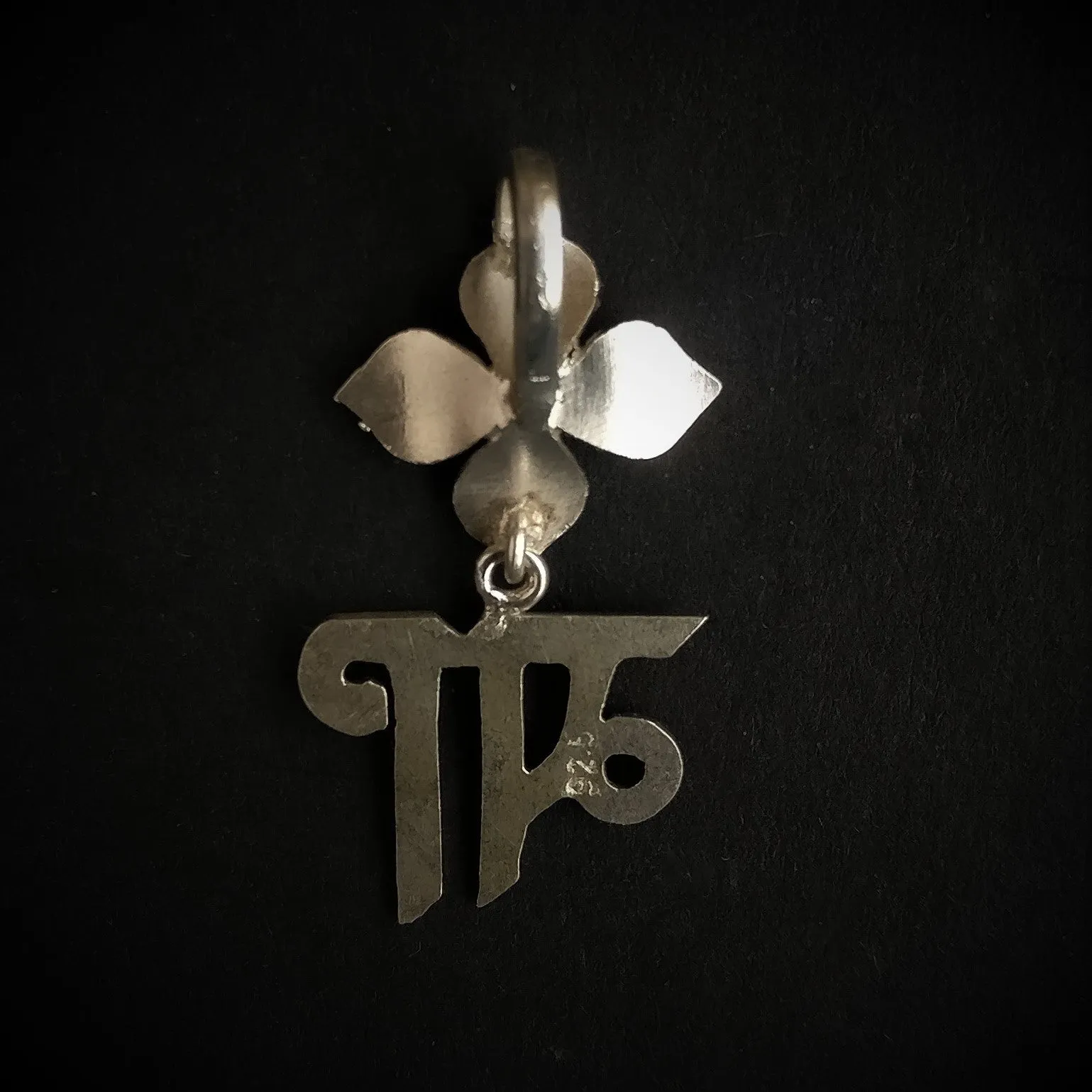 Maa Pendant (Bengali)