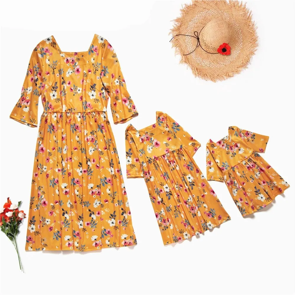 Matching Family Outfit - Mummy and Daughter Floral Dress