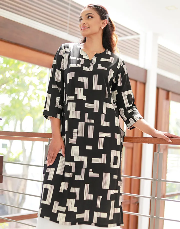 Midi Length Kurtha with ¾ Sleeves