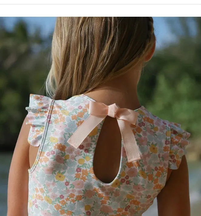 MINNOW~ 1 pc ruffle sleeve rashguard
