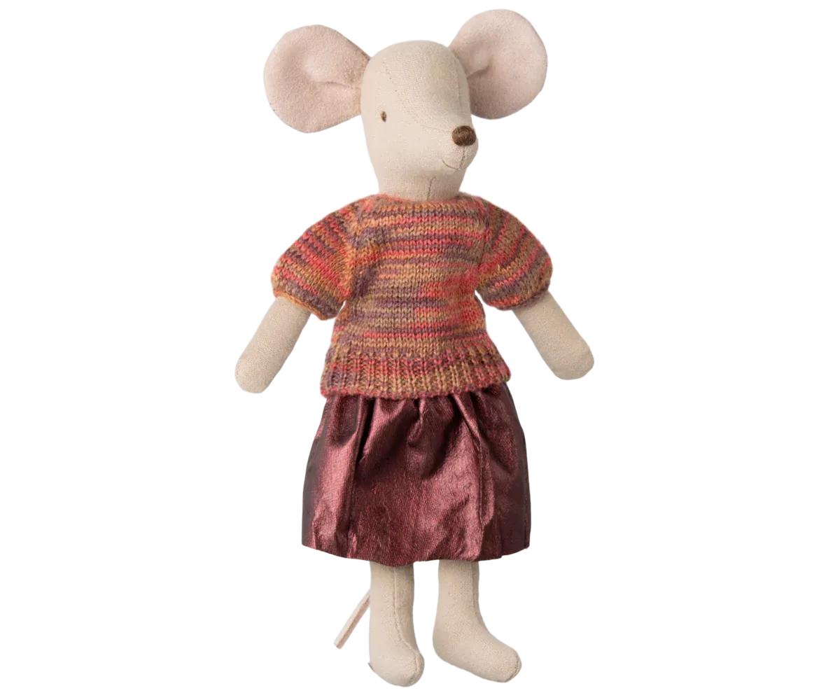 Skirt and knitted blouse, Mum mouse
