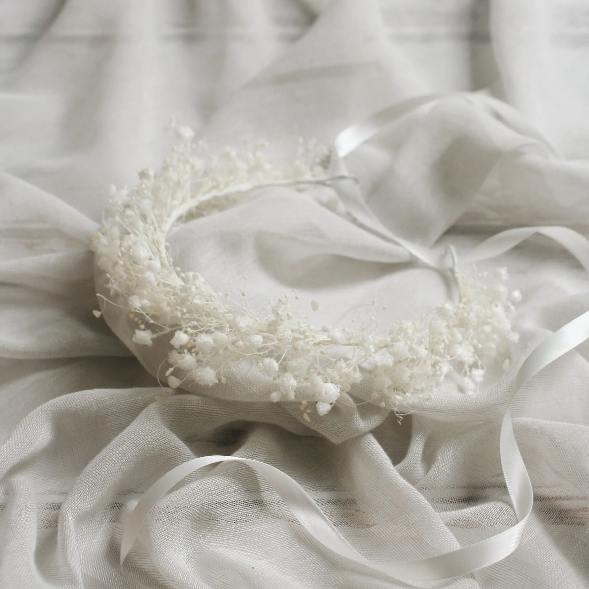 Snow White Everlasting Flower Crown