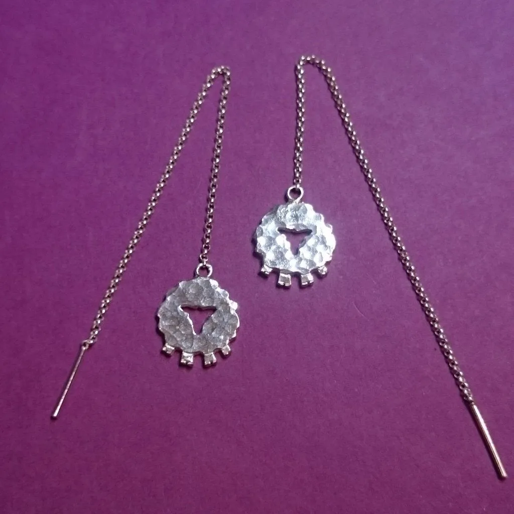 Wee Sheep Facing Forward Pull Through Earrings